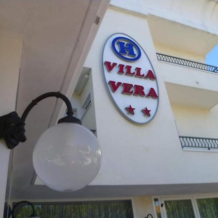 Hotel Villa Vera Rimini Exterior photo